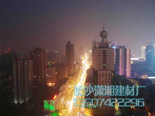 長(cháng)沙五一大道的水泥管 長(cháng)沙五一大道的水泥管